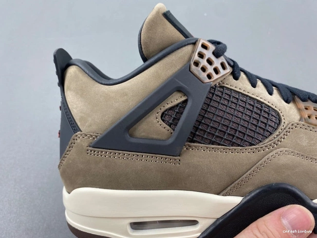 Jordan Retro TS x 4 AJ4-882335 Scott Brown Travis Air 0815